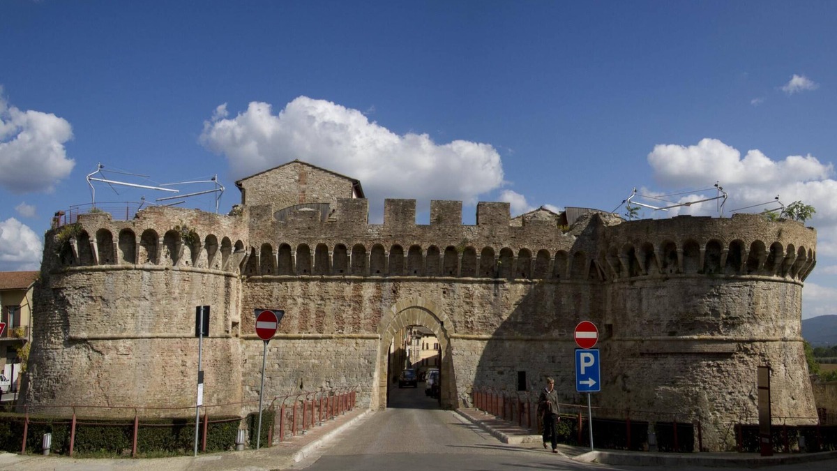 Colle di Val d'Elsa Apartment | A Lovely Home in the heart Tuscany Colle di val d'Elsa near San gimignano