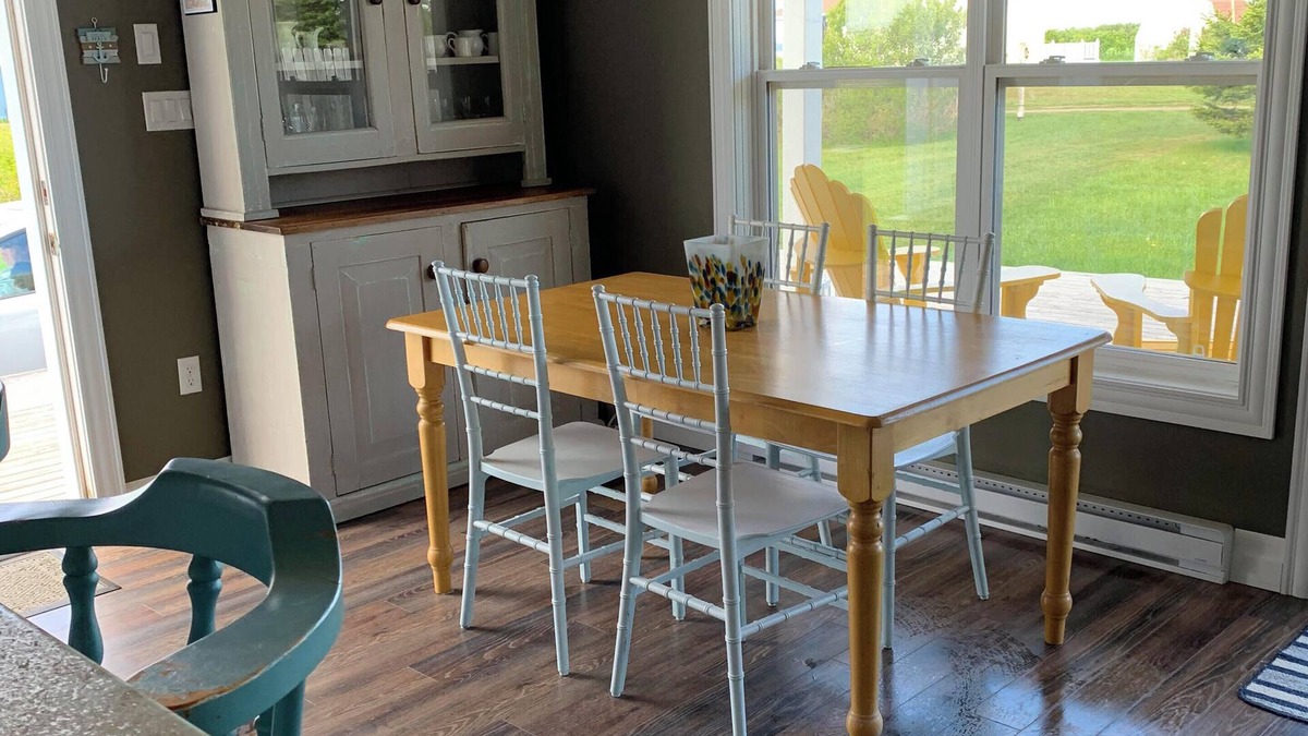 Darnley Cottage | A lovely 3-bedroom cottage for a quiet getaway!