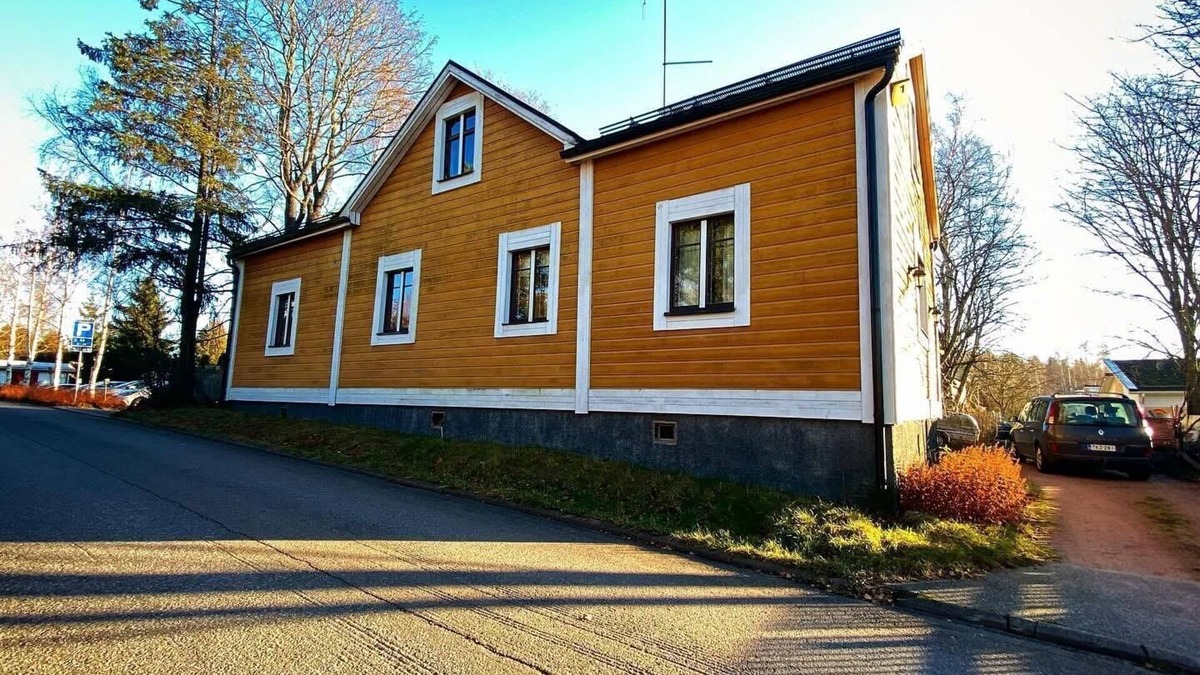 Koillinen District House | A Lovely House with a Garden in Helsinki