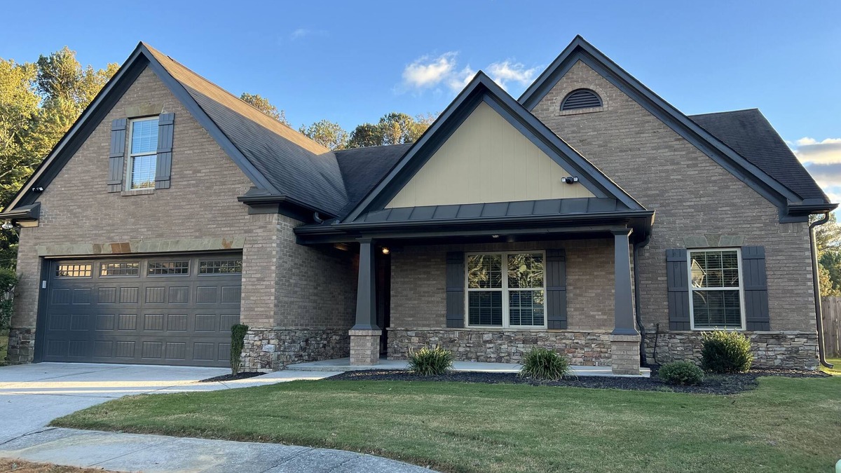 Lawrenceville House | A Luxurious, Newly Renovated Ranch (2012 sqft)