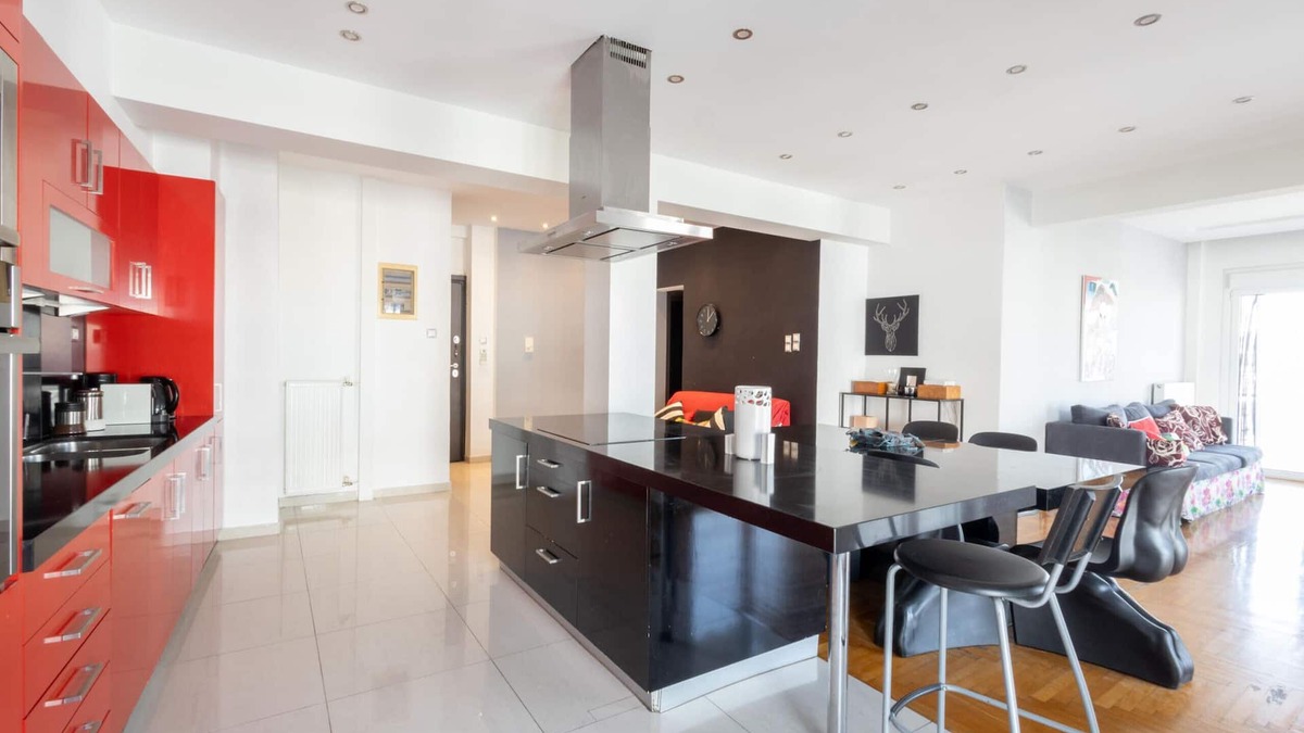 Nea Smirni Apartment | A Luxury & Comfortable 2bdrm Apt in Athens