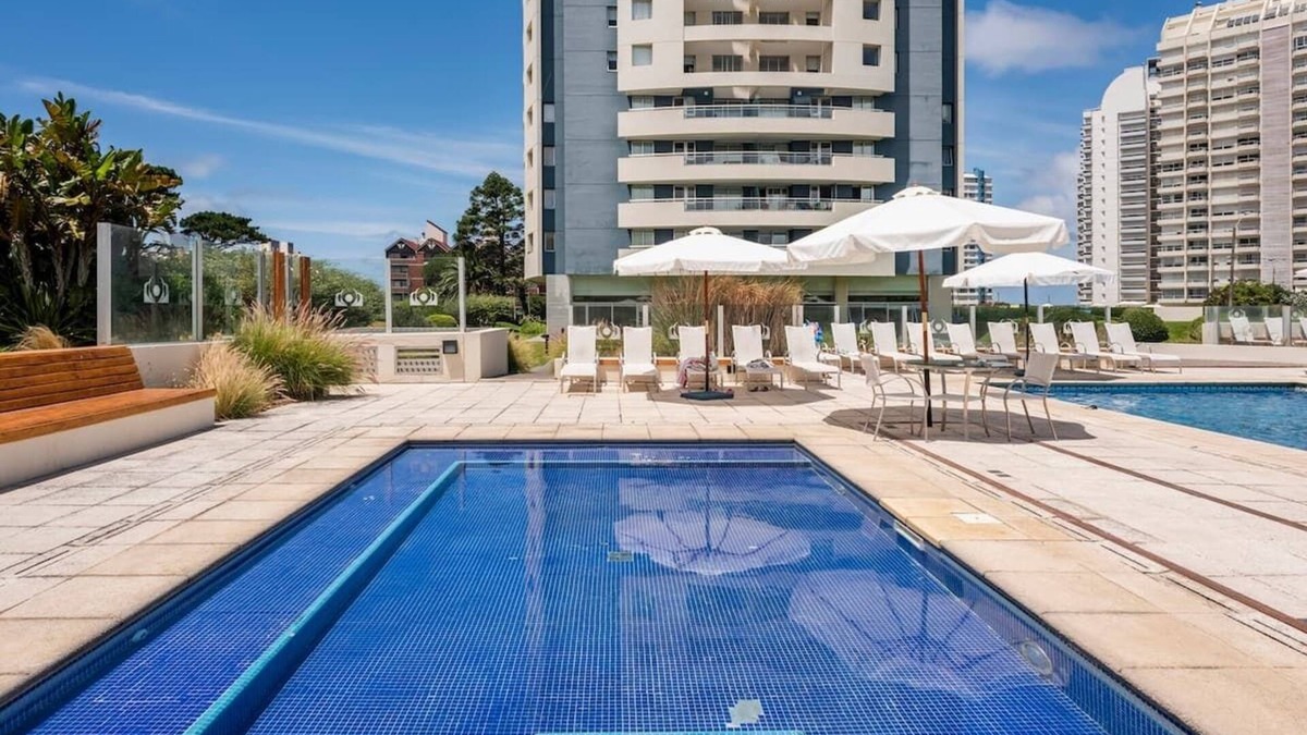 Aidy Grill Apartment | ¡A Metros de la Playa! Depto Ideal Para Familias, con Piscina y Sala de Juegos