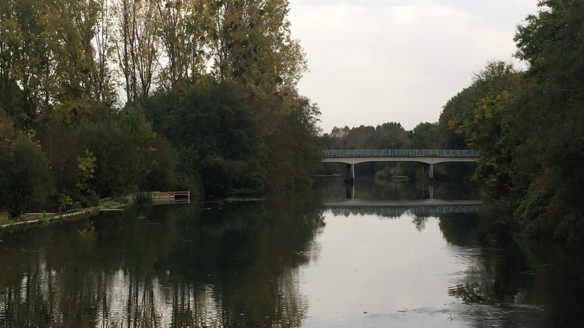 Nogent-sur-Loir House | A mill in the Vouvray