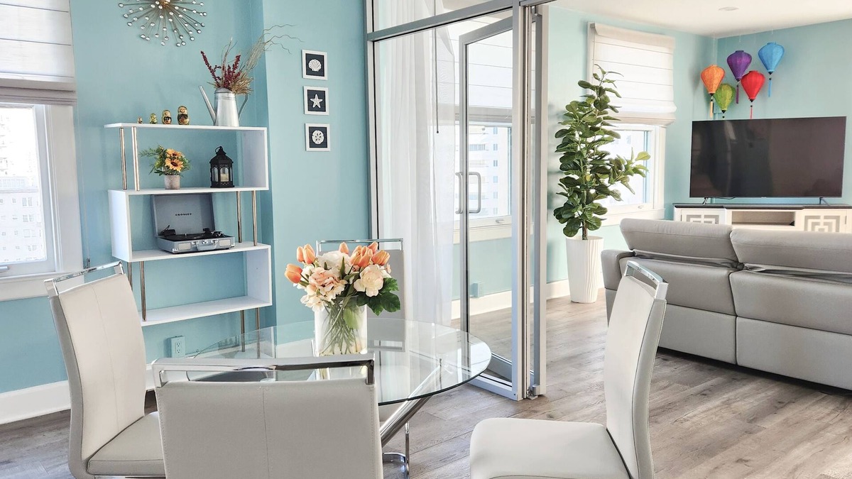 East Village Condo | A MILLION DOLLAR OCEAN VIEW CONDO