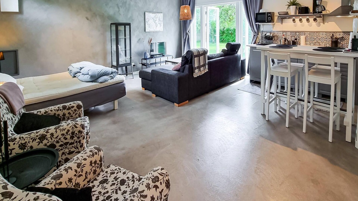 Ytterby House | A modern and compact vacation home for your relaxing vacation awaits you.