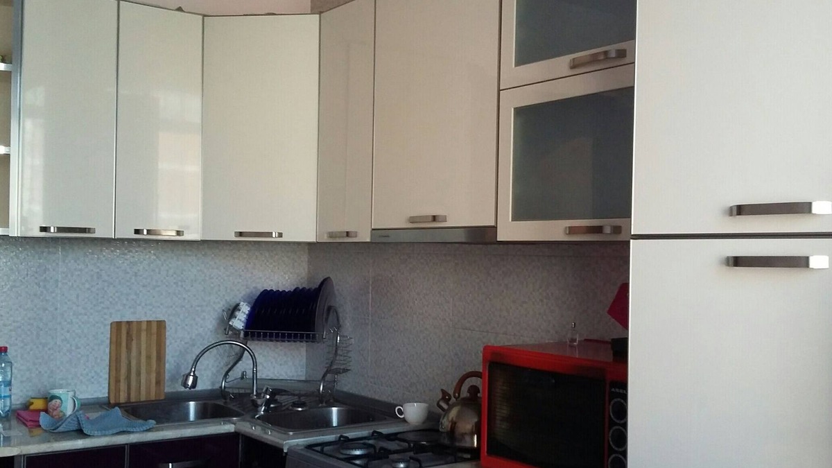 Vake-Saburtalo Apartment | A modern cosy apartment next to the US embassy in Tbiisi, Georgia.