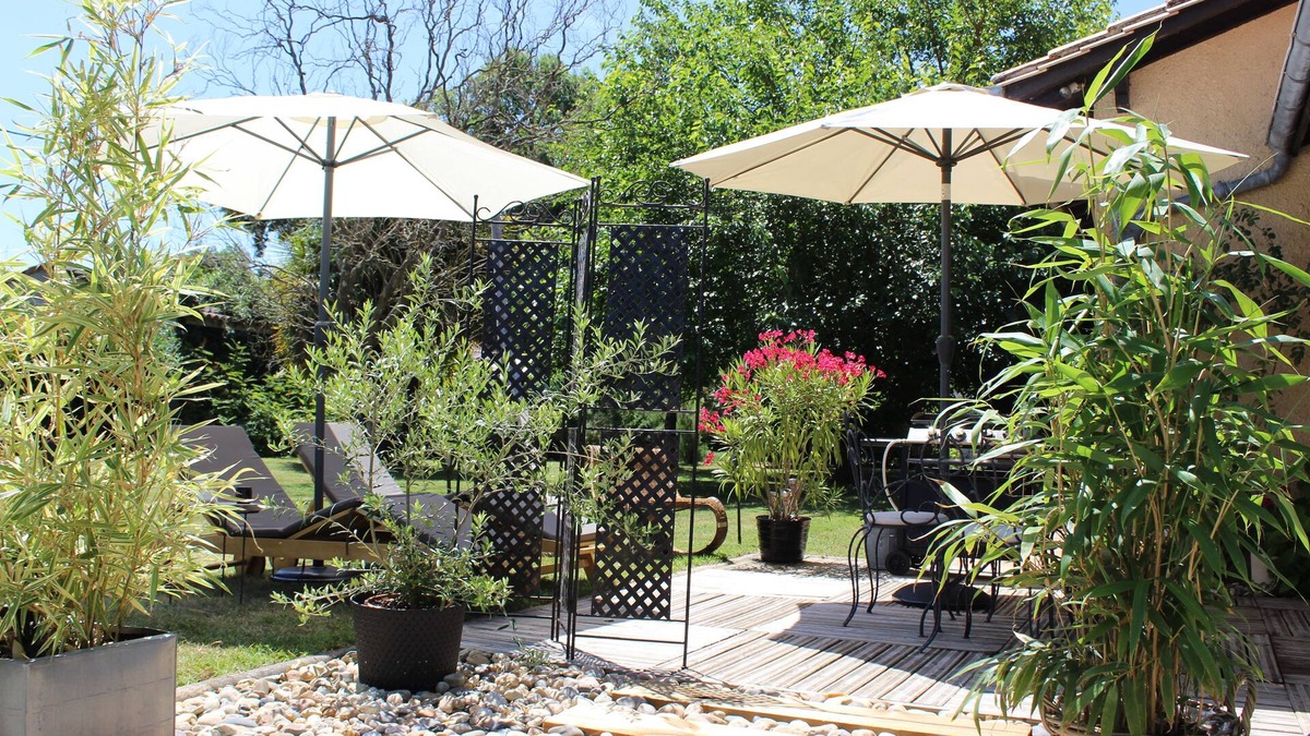 La Lande-de-Fronsac Apartment | A natural, cocooning escape just 25 minutes from Bordeaux.