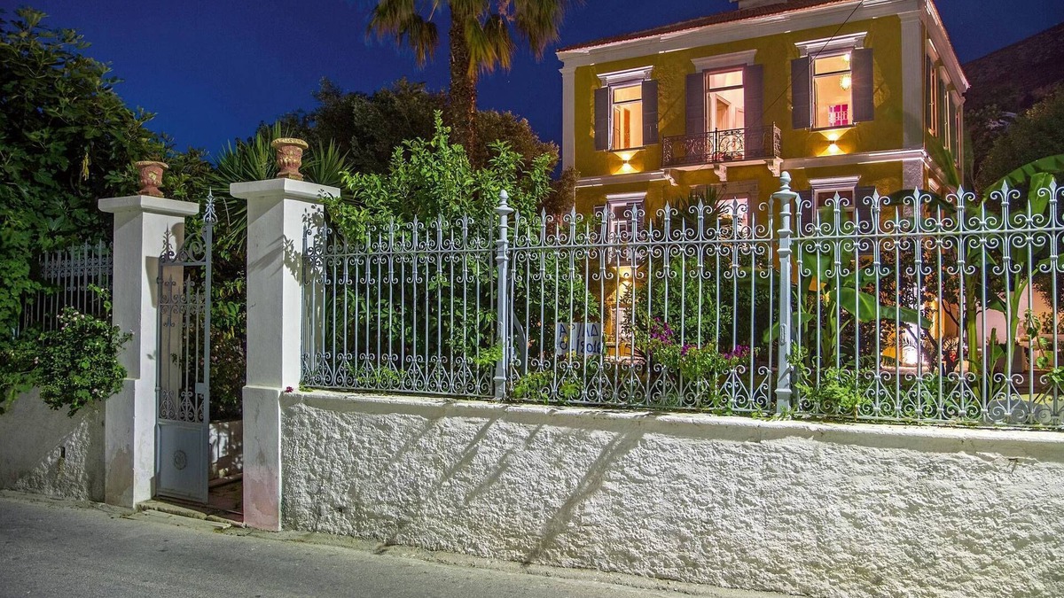 Leros Villa | A neoclassical gem in the heart of a greek fisherman village.