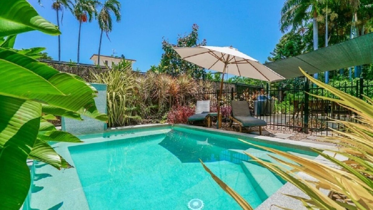 Nightcliff House | A Night in Nightcliff