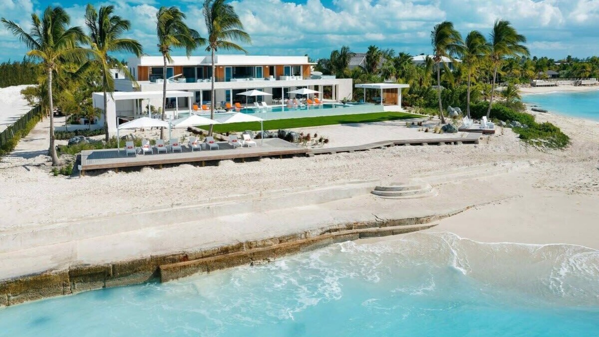 Long Bay Hills Villa | A paradise of villa that provides an ultimate luxury vacation experiences