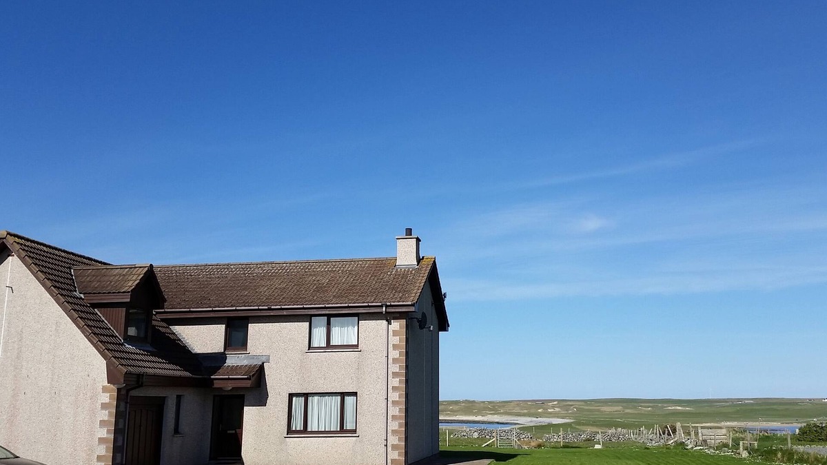 Arnol House | A Peaceful And Picturesque Island Home With Stunning Sea Views And Vast Moors