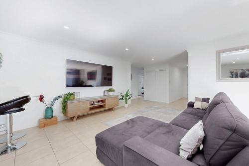 Pacific Pines House | A peaceful private home away from home in Pacific Pines