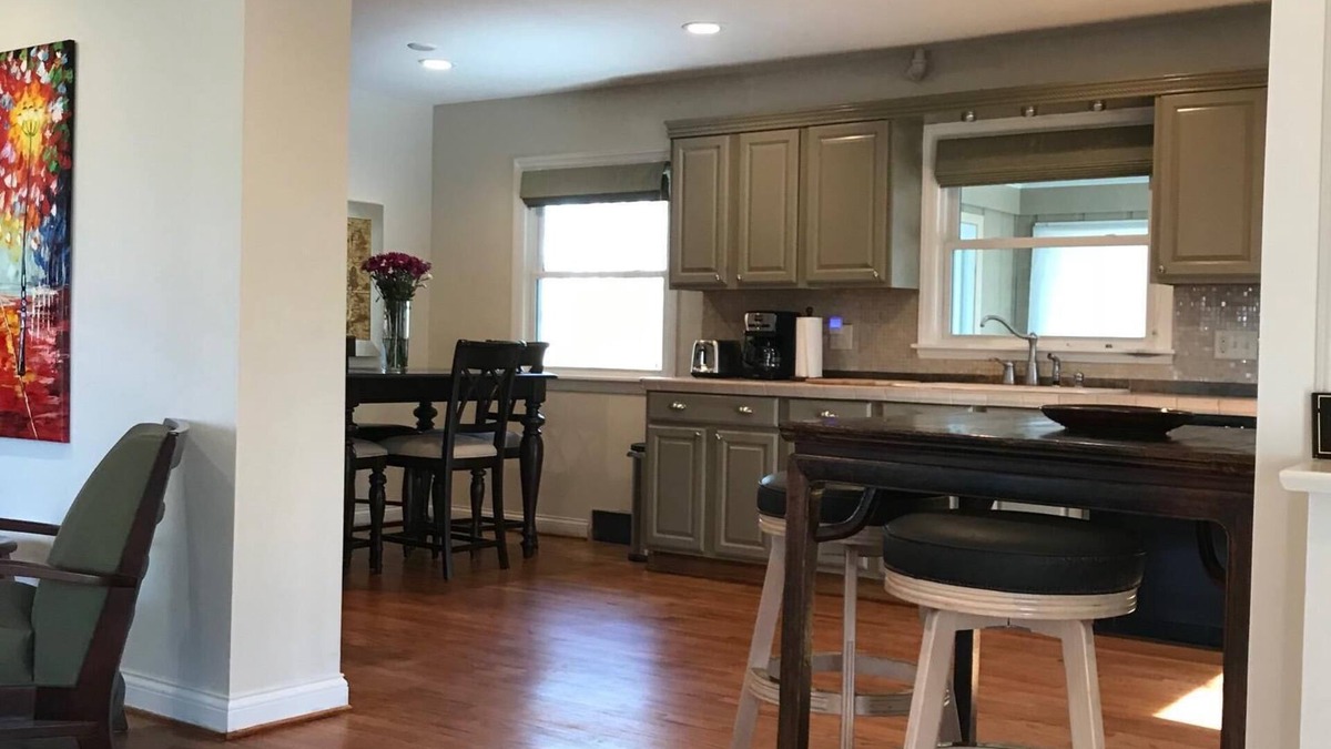 Oxford House | A peaceful retreat less than a mile to campus and uptown oxford!