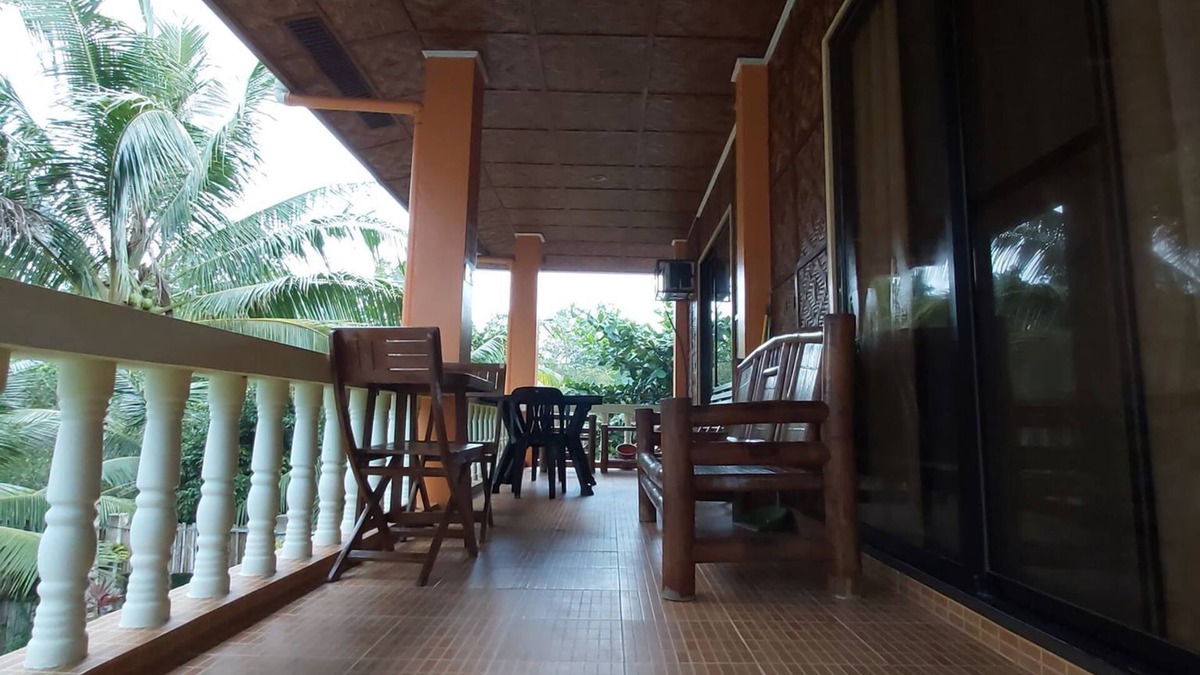 Loay House | A perfect hideaway with modernity yet peace and tranquility surrounds