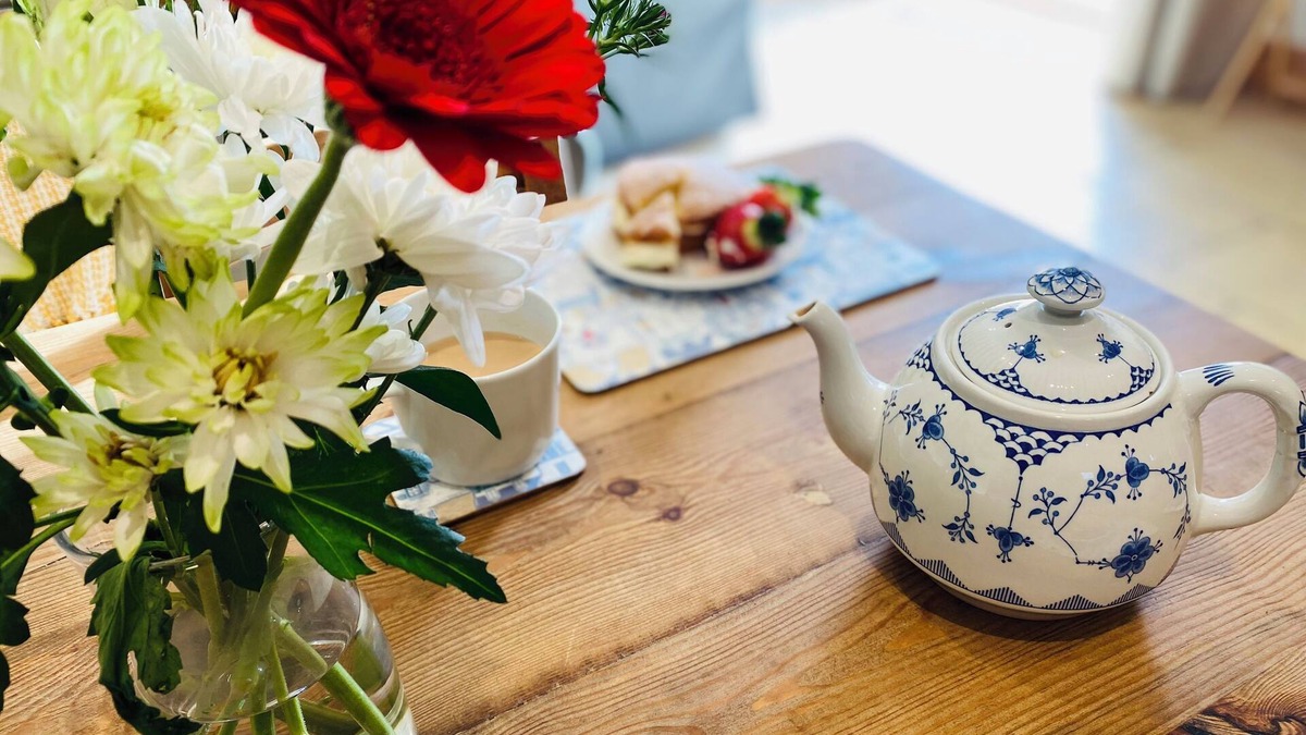 Stoney Middleton Cottage | A perfect, peaceful countryside retreat with walks from the door.
