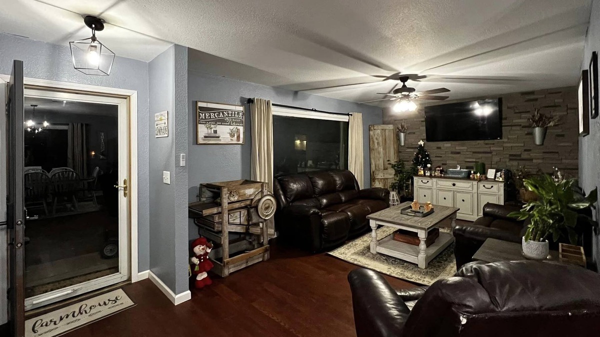 Sublette Other | A Perfect Stay Near Old Santa Fe Kansas