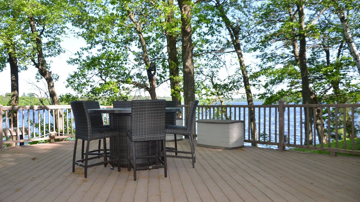 Moose Lake House | A Perfect Vacation Awaits!