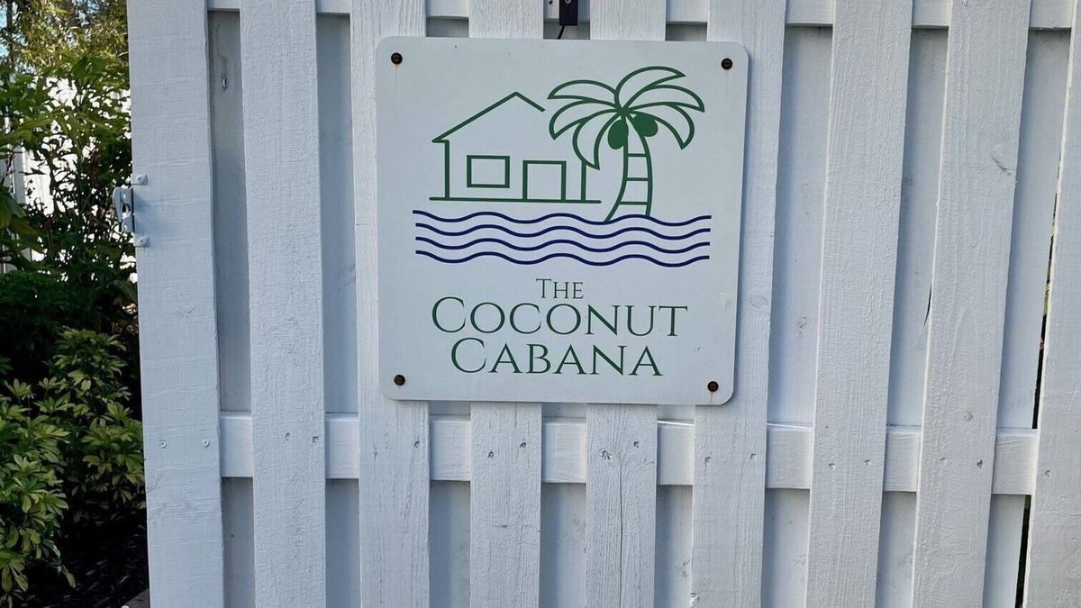 Saint James City House | A Personal Waterfront Micro-Resort on SW Florida's Pine Island