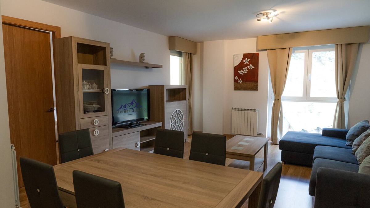 Arinsal Apartment | ¡A pié de pistas Arinsal! 6Pax, PK RU