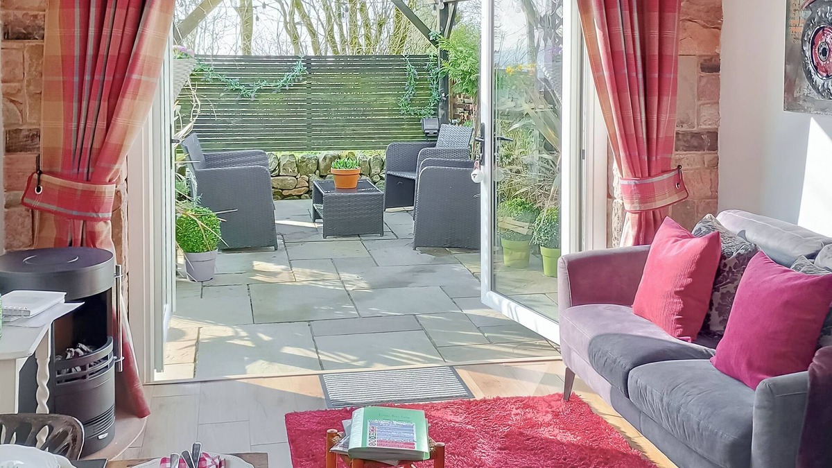 Tunstall Cottage | A picture-perfect property to spend your well-deserved break.