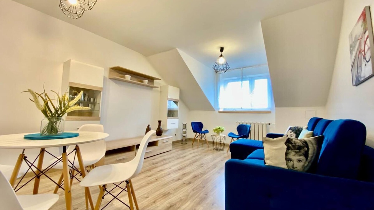Kostrzyn Apartment | A place for the family to stay. Close to the border and the main train station