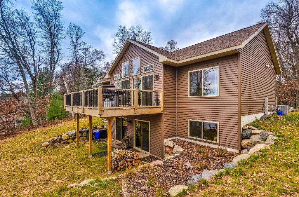 Tomahawk House | A Place To Gather