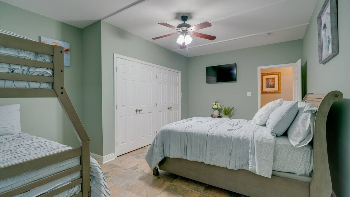 Park Forest - LA North House | A place to remember near LSU & New Orleans, it's an increasingly charming home!