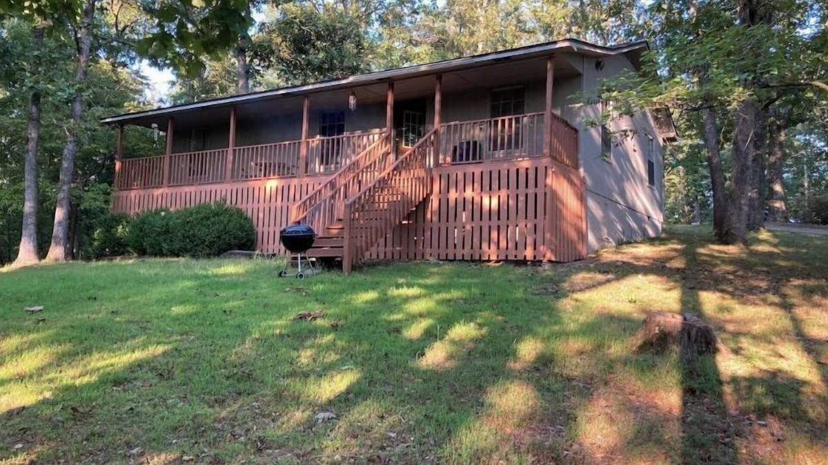 Kansas House | A place to unwind!
