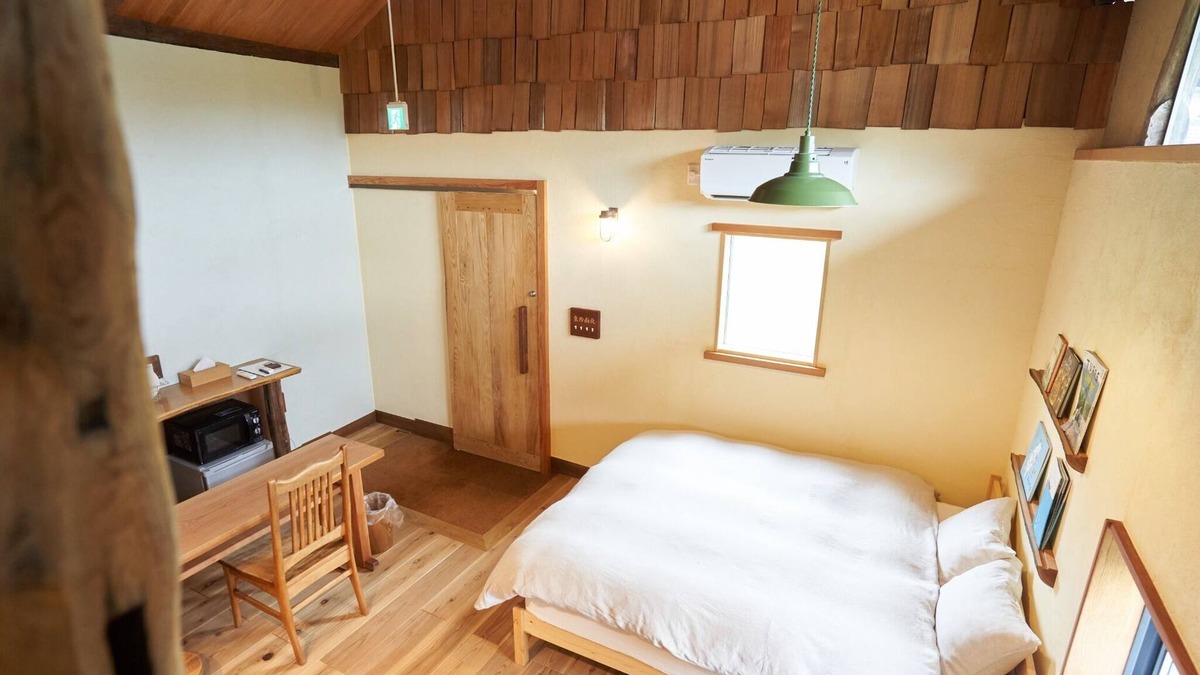 Wake House | A private house renovated with natural materials and filled with the scent of wood/Wake-gun Okayama
