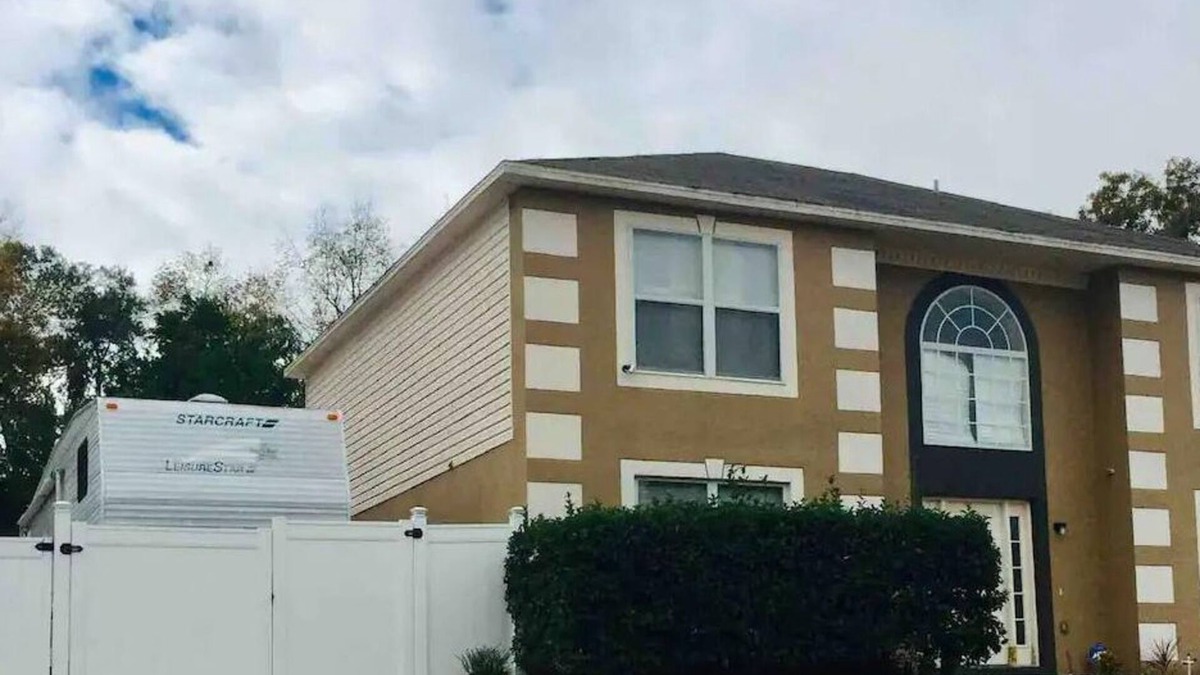 Spring Hill House | A Private RV Home Near Beach &Weeki Wachee Mermaid