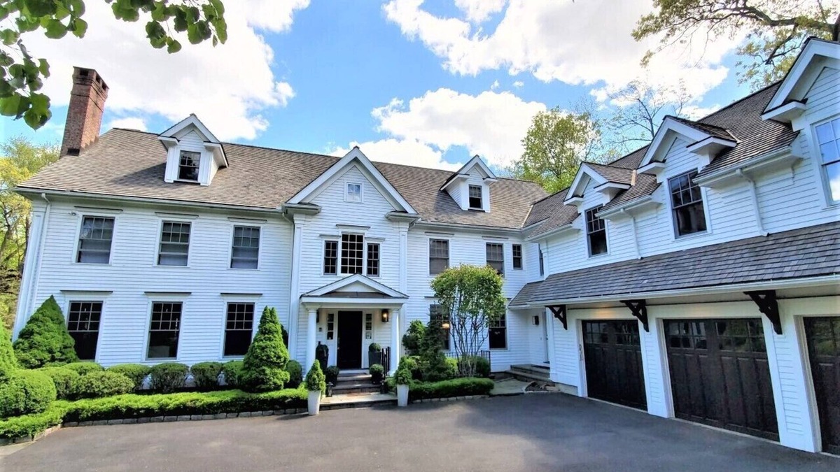 Westport House | A private summer compound in Westport, CT - total seclusion yet close to it all