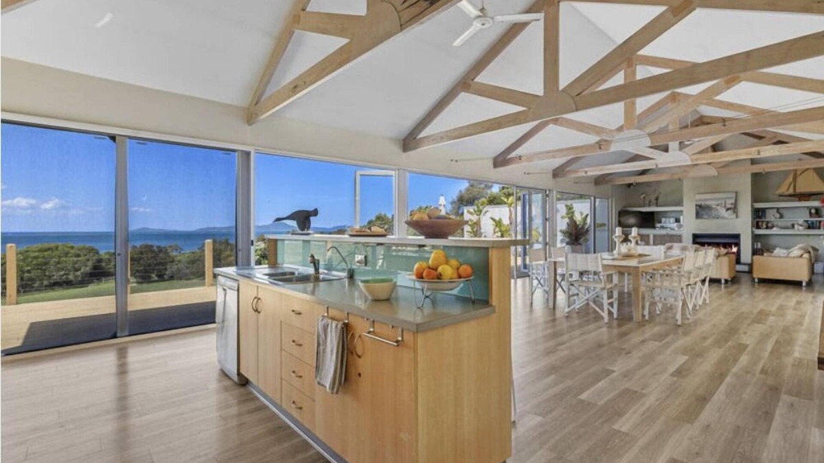 Yanakie House | A Promontory View