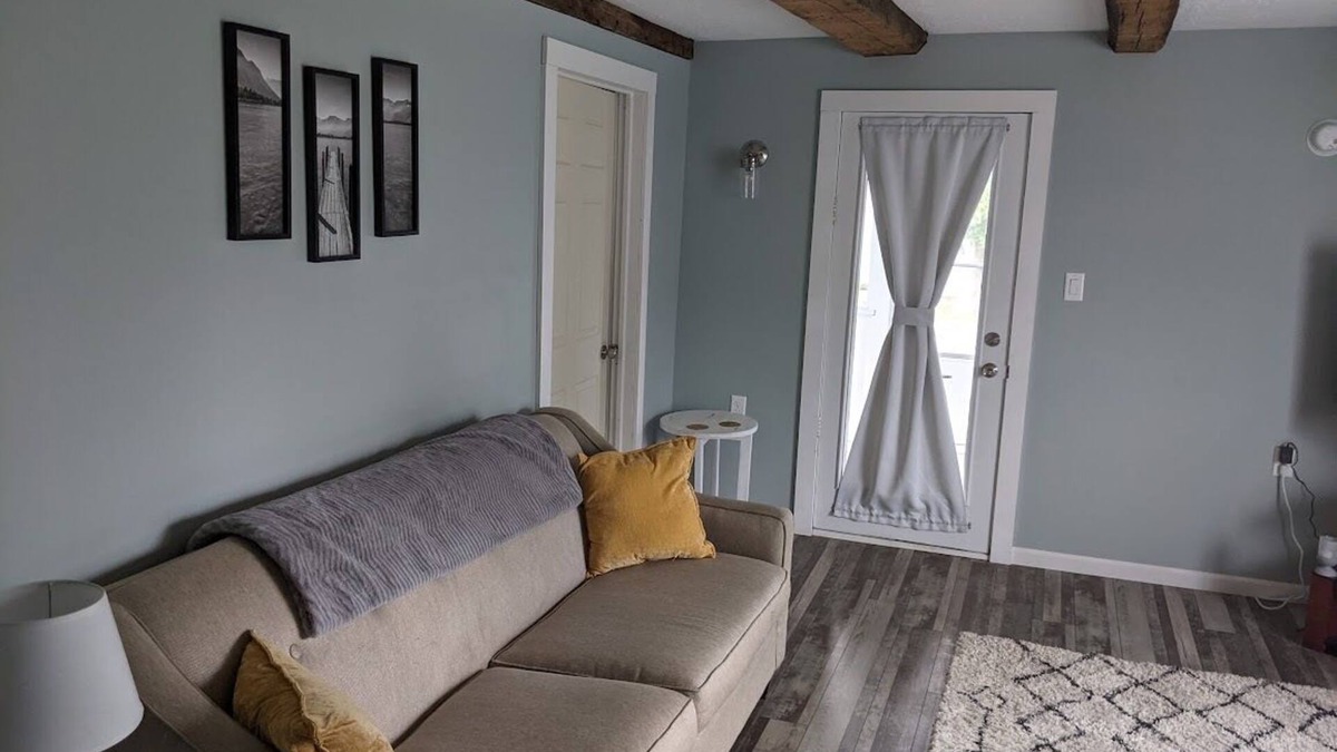 Hammondsport House | A quaint stay in wine country!