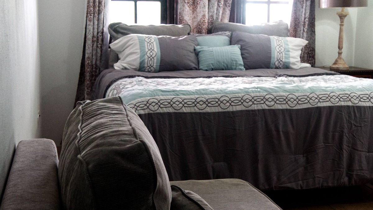 Lower Prince's Quarter Apartment | A quiet cozy guest unit ideally located close to the French Border.