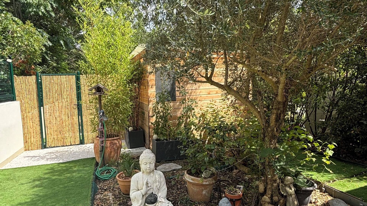 Serviers-et-Labaume House | A quiet spot 5 minutes from Uzes with jacuzzi, swimming pool, hiking, cycling .