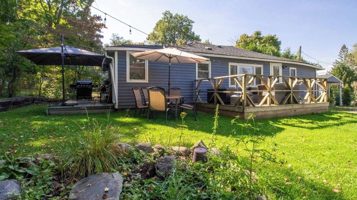 Scugog Cottage | A Ray of Sunshine on Scugog
