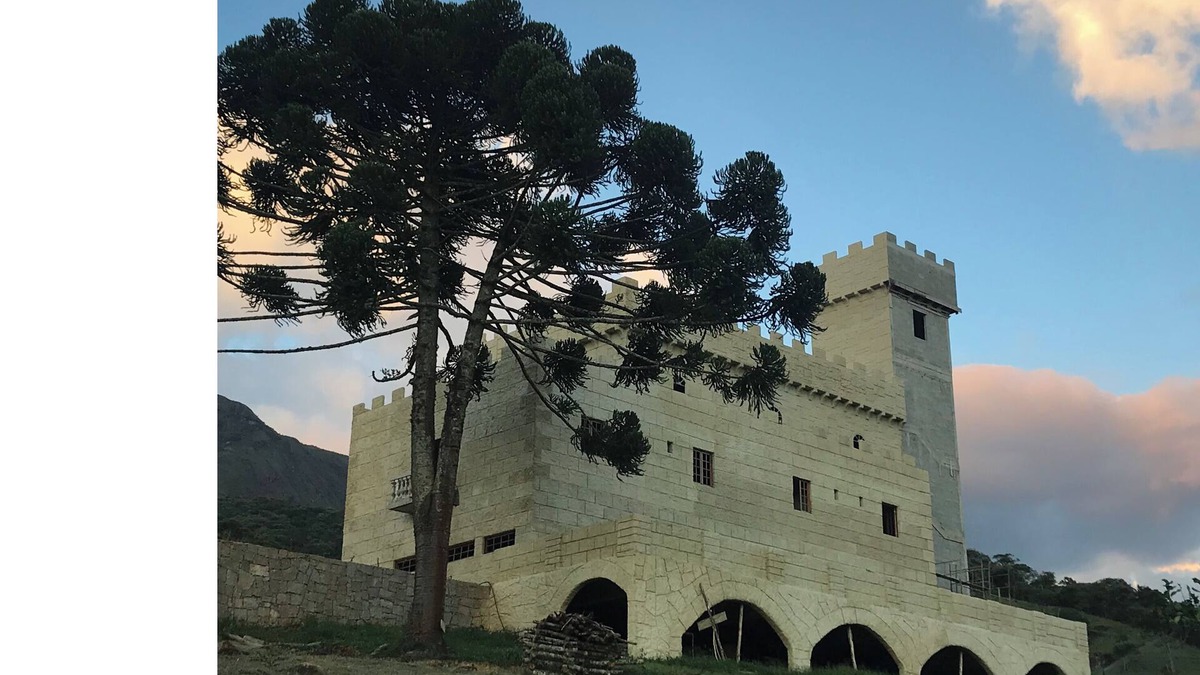 Lavrinhas Other | A real Castle in a mountain, 2.5 hours from São Paulo or Rio.