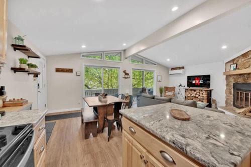 Rowland House | A Refined Retreat