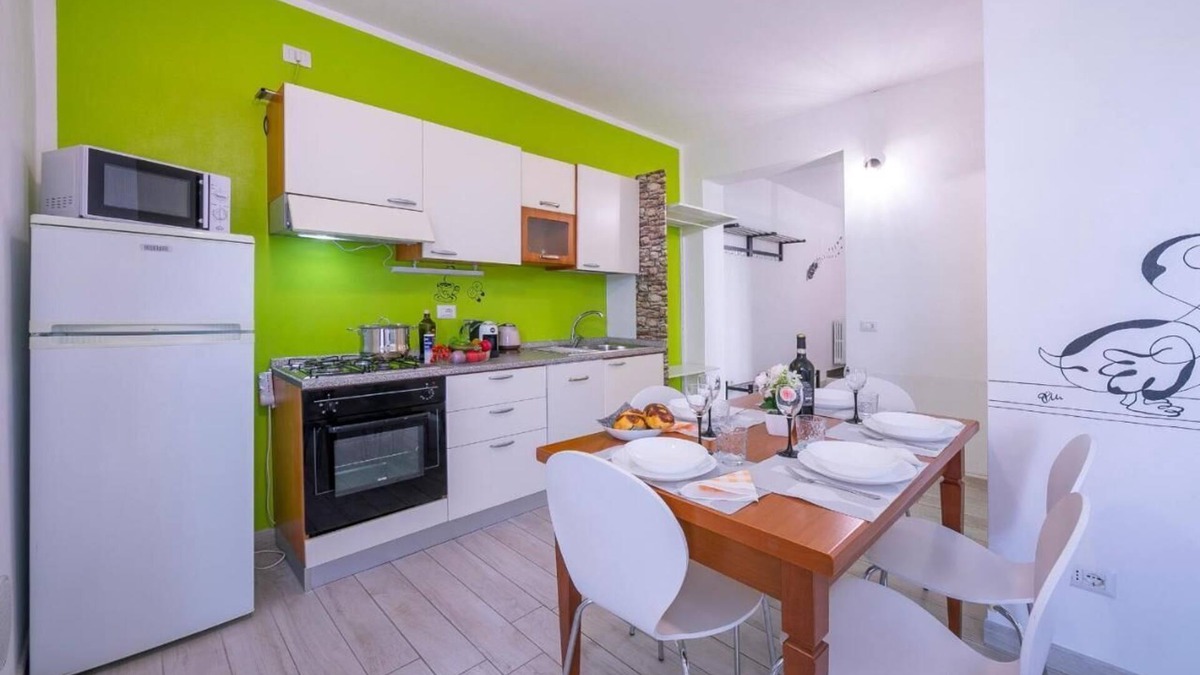 San Benedetto di Lugana Apartment | A relaxing corner just a few meters from the lake, among nature, history and entertainment.