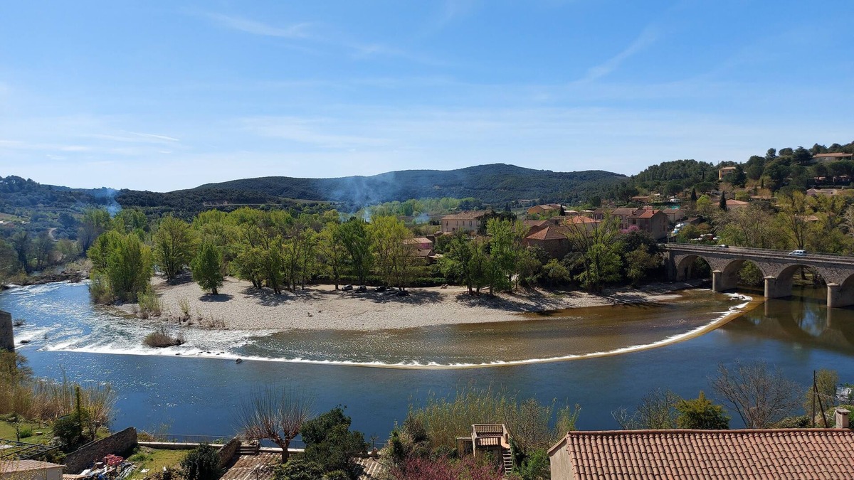 Roquebrun House | A remarkable 3-star gite for pleasure and access to nature.
