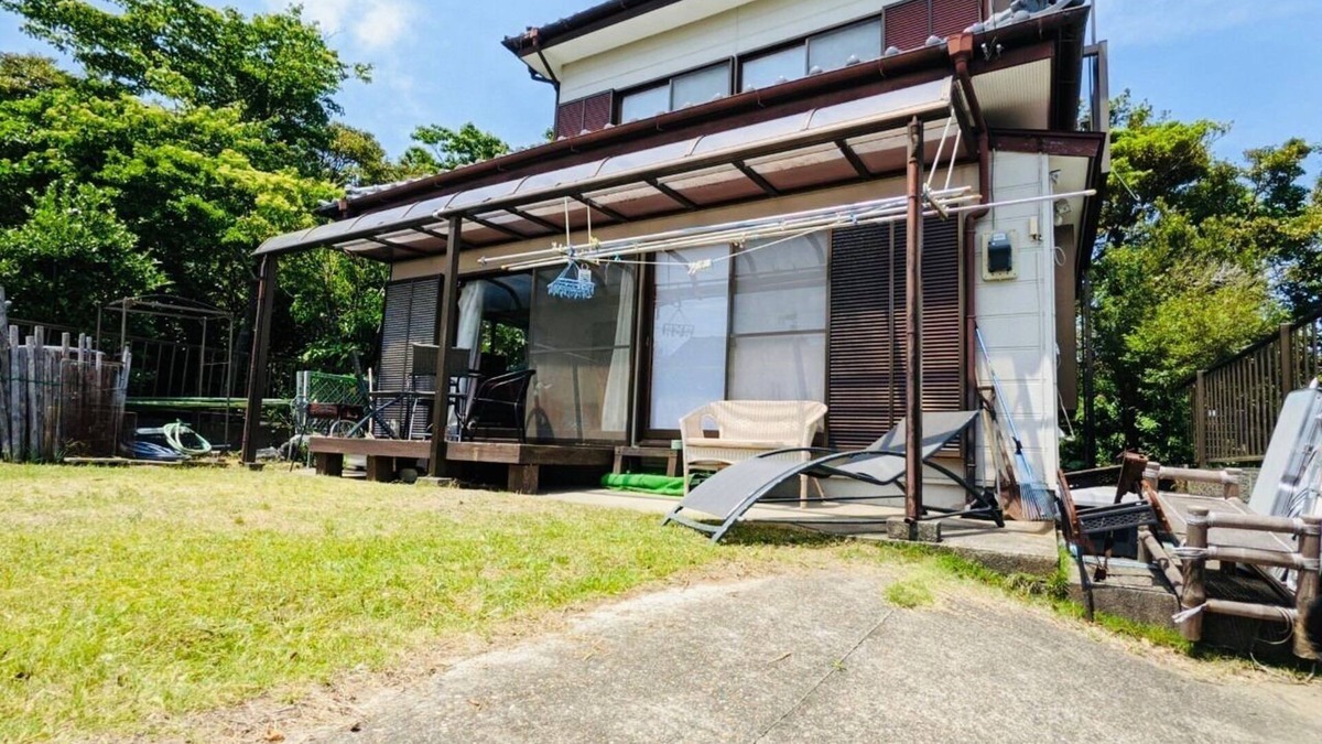 Shirako House | A rental villa with a large garden near Kujukuri B/Chosei-gun Chiba