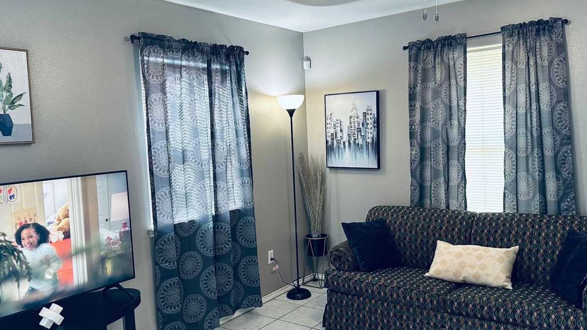 Pharr Apartment | A Restful Hideout - Pharr, Harlingen and McAllen with WiFi, AC