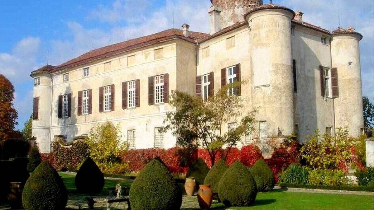 Rocca Grimalda Apartment | A Romantic Rocca Retreat