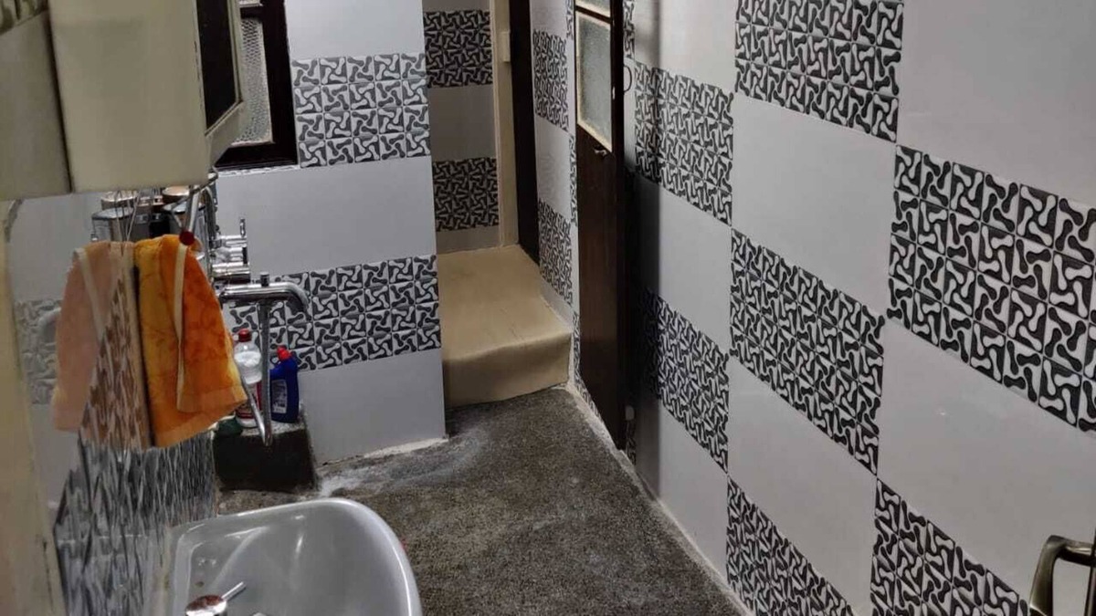 Park Street Apartment | A room with an homey atmosphere in the heart of the city of Joy!