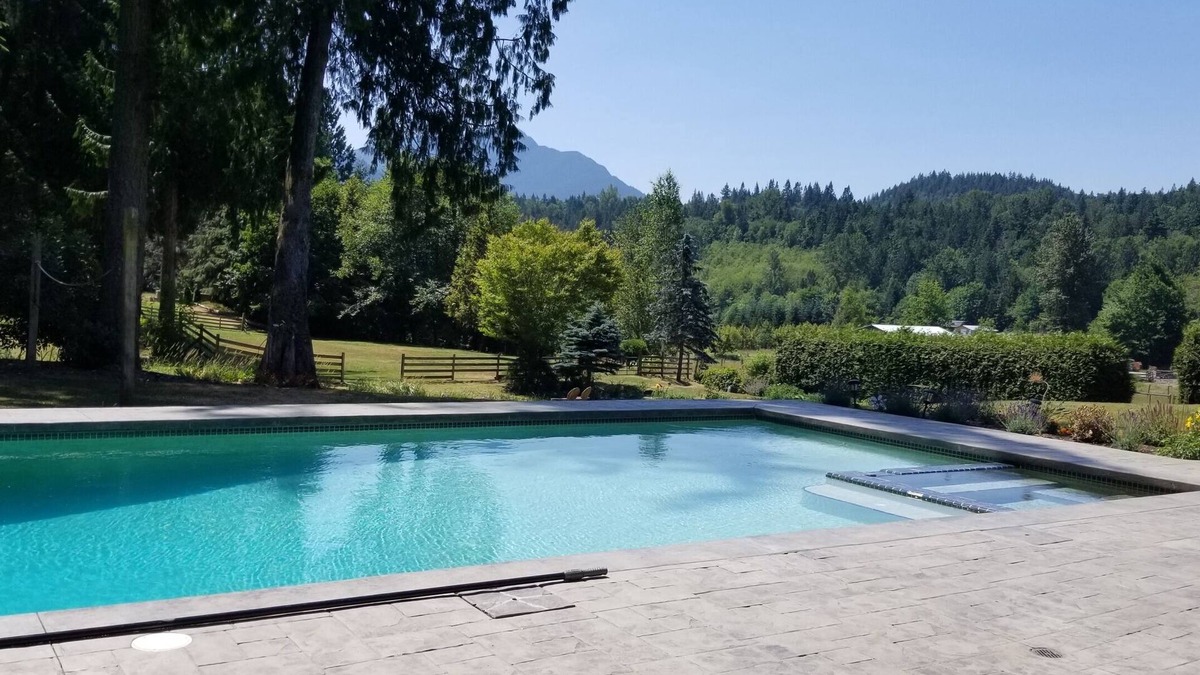 Sardis House | A rural mountain getaway