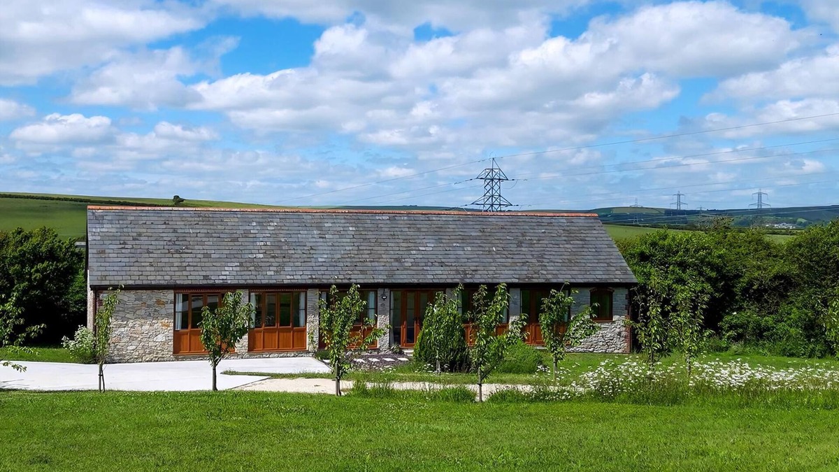 Chickerell Cottage | A rural retreat barn conversion, located close to the seaside town of Weymouth.