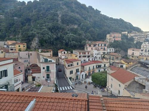 Cetara House | A' Russella