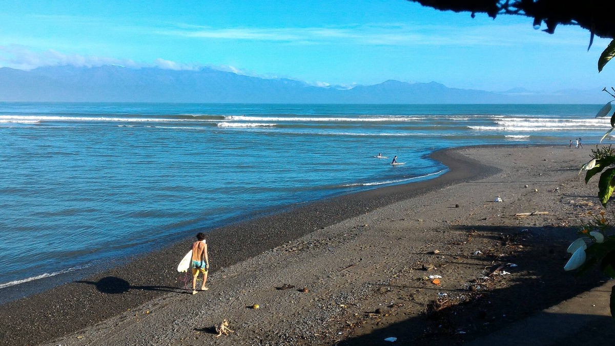 Baler House | A.S.J. Backpackers Baler