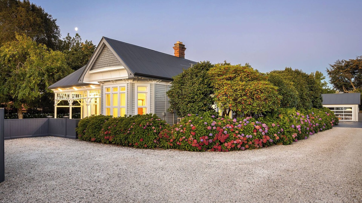 Rangiora House | A sanctuary of timeless elegance in Canterbury New Zealand