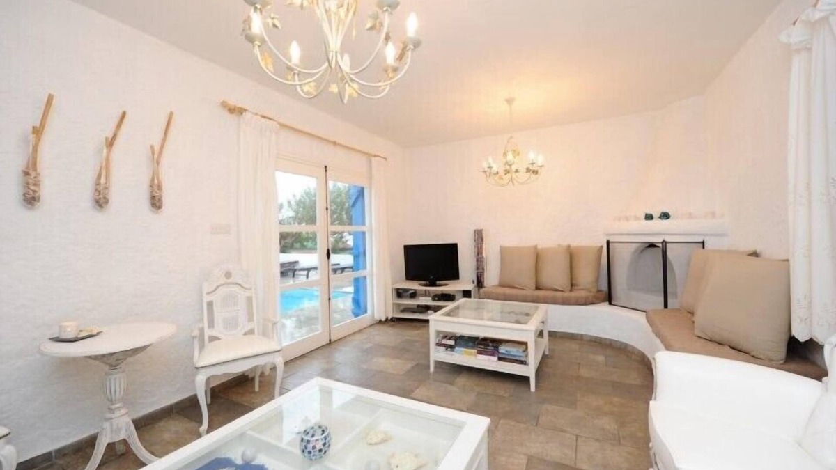 Pomos Villa | A sea view private villa.nn